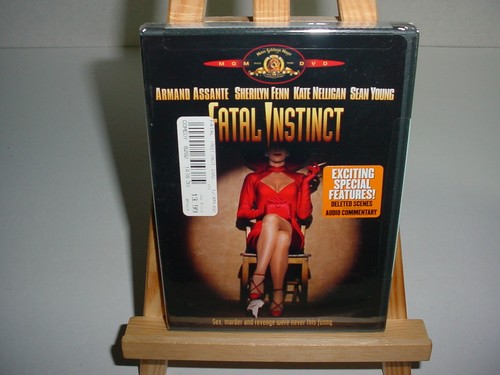 Fatal instinct - fatal, 1993)